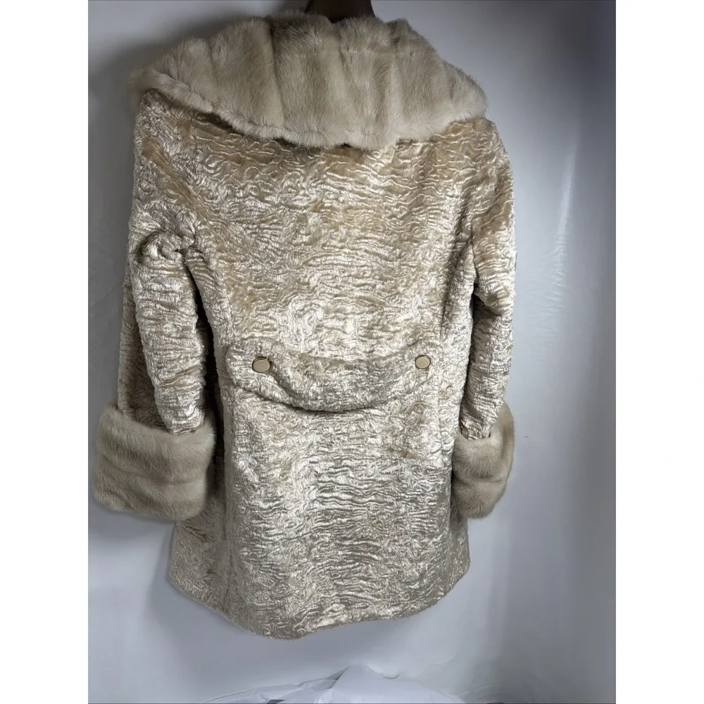 Aristocrat Women's Vintage Wool Blend‎ Fur Trim Coat Ivory Tan Short Sm/med 60's